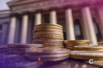 Are Stablecoins Quietly Draining Banks? Standard Chartered Thinks So